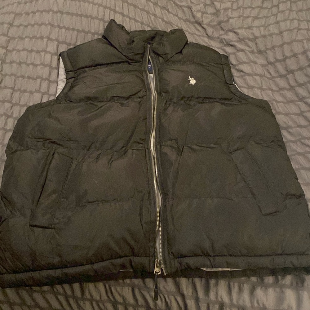 NWOT men’s U.S POLO ASSN. puffer vest